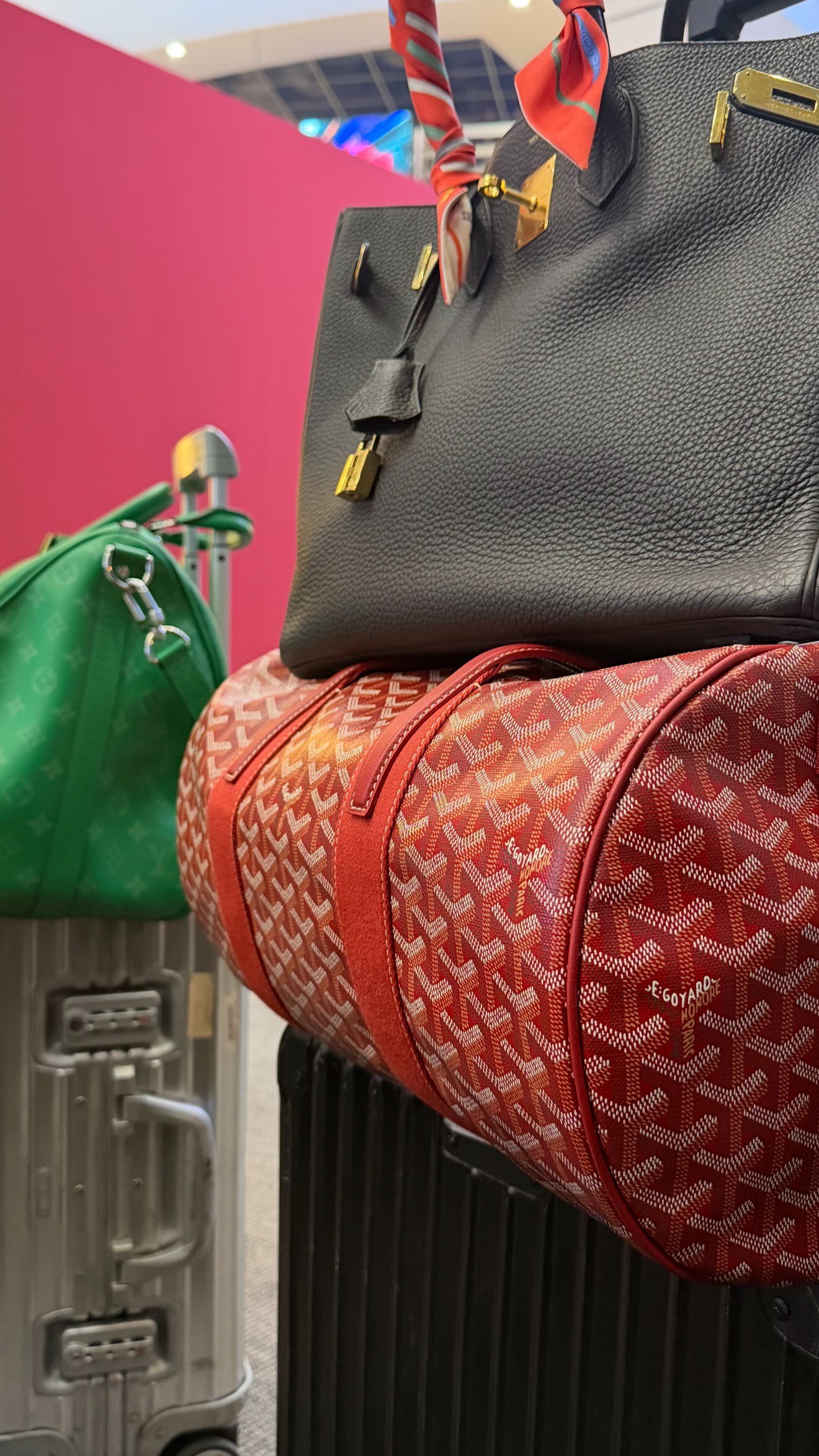 شواف جدید محمدرا گلزار با سبک زندگی همسرش