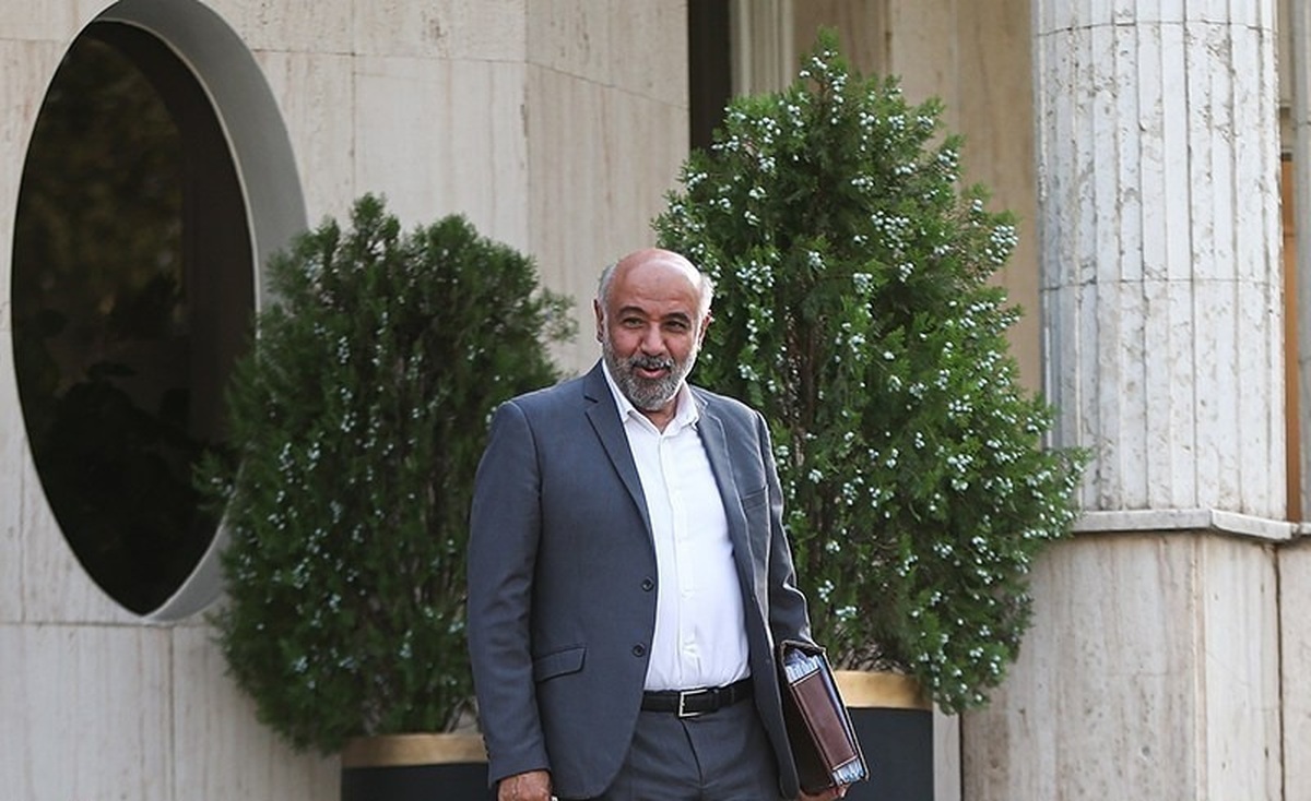 وزیر کار به مجلس می‌رود