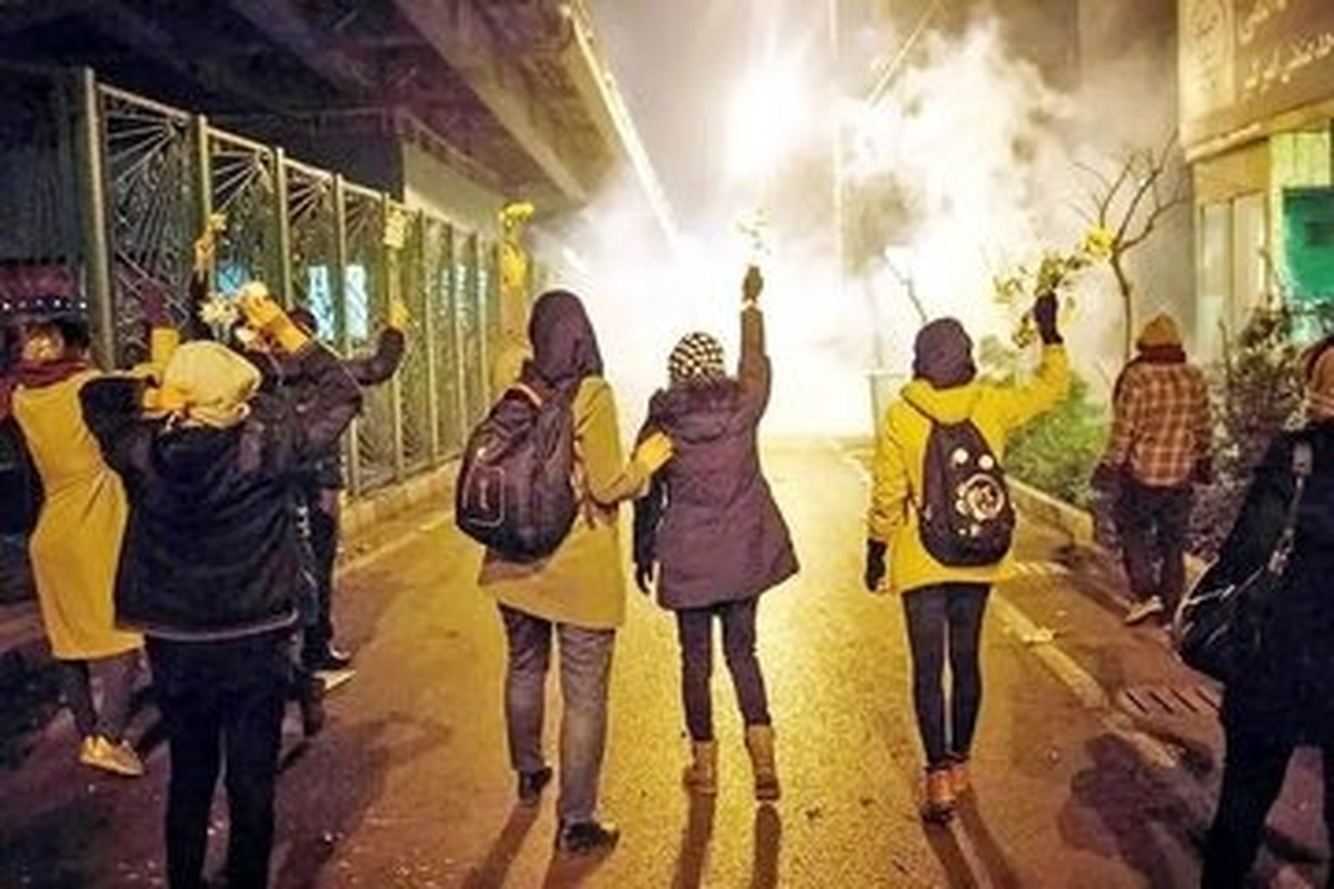 گفت‌وگوی ملّی بین حاکمیت و مردم نیاز اساسی این روزهاست