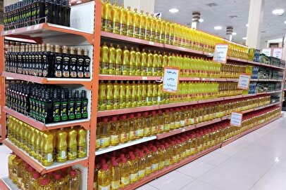 فشار رانتخواران به دولت برای عقب‌نشینی از تصمیم ارزی/ قیمت کالاهای اساسی به تعادل می‌رسد