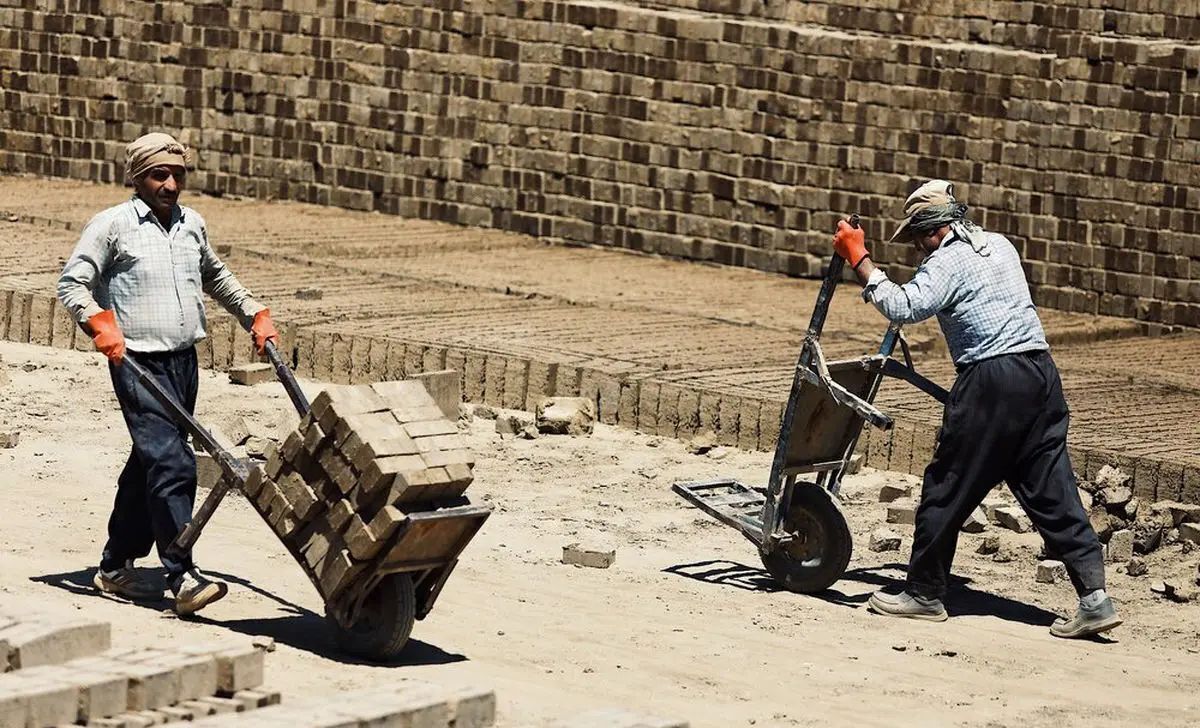 تداوم تصمیمات ضد کارگری/ بیمه کارگر را قطع کن یک میلیون پاداش بگیر!