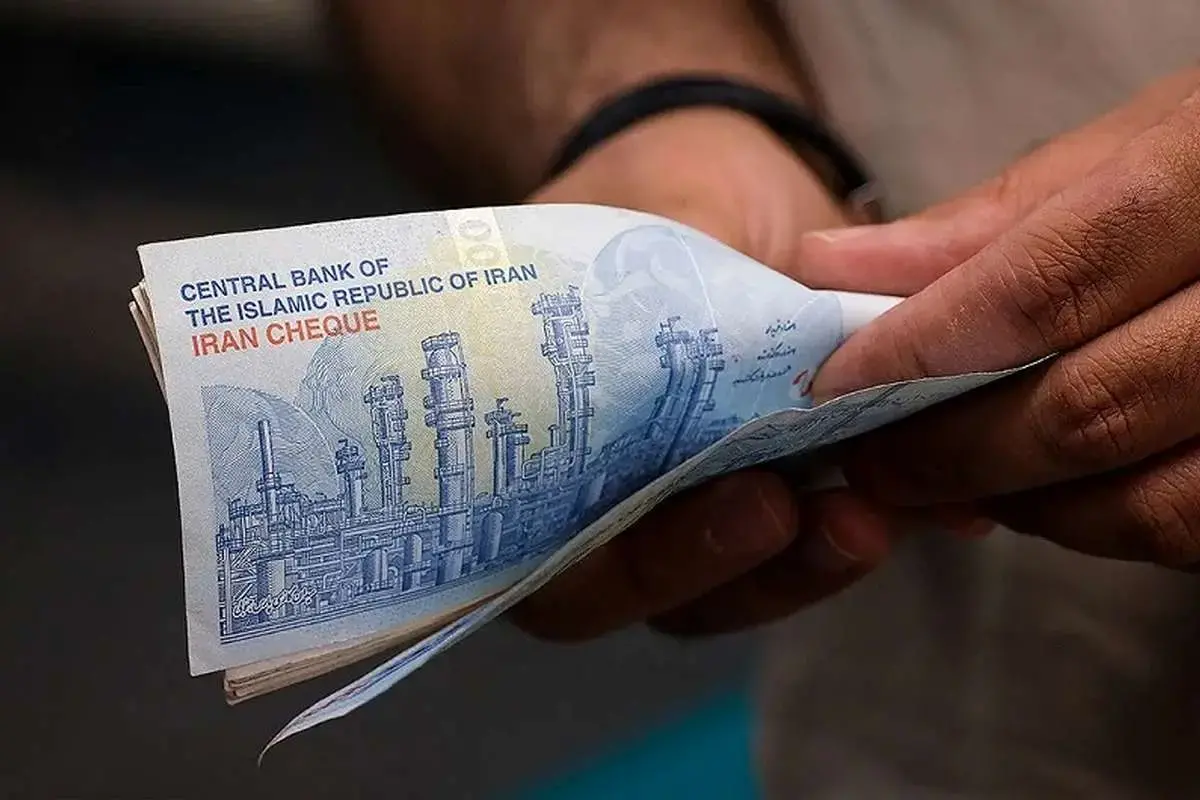 اعلام جزئیات افزایش حقوق کارمندان و بازنشستگان در سال آینده/ مبلغ نهایی حقوق کارمندان ۱۴۰۵ اعلام شد؟