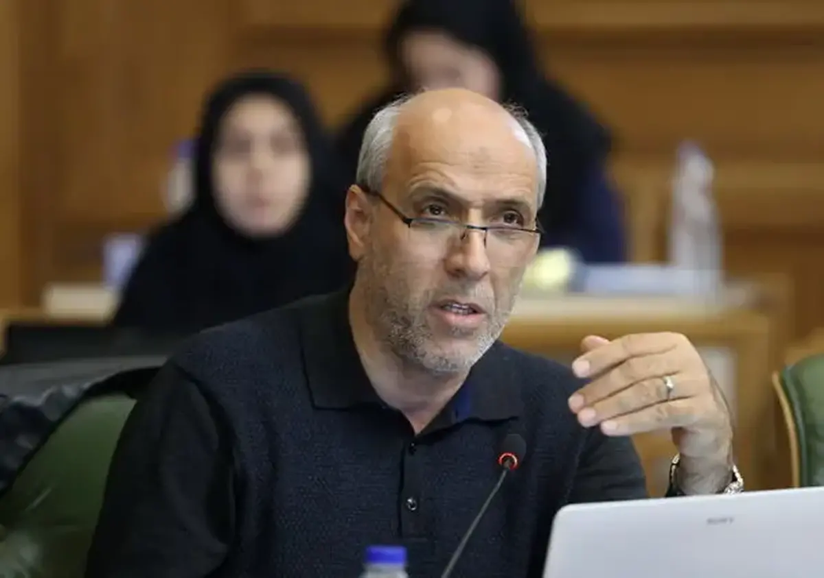 جزییات استفاده از کارت نیابت در ایستگاه‌های اتوبوس