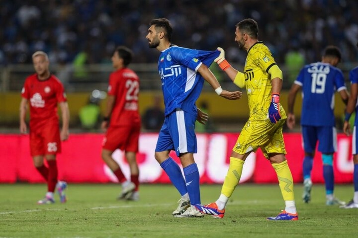 بازیکنان خارجی استقلال قصد بازگشت به ایران را ندارند!