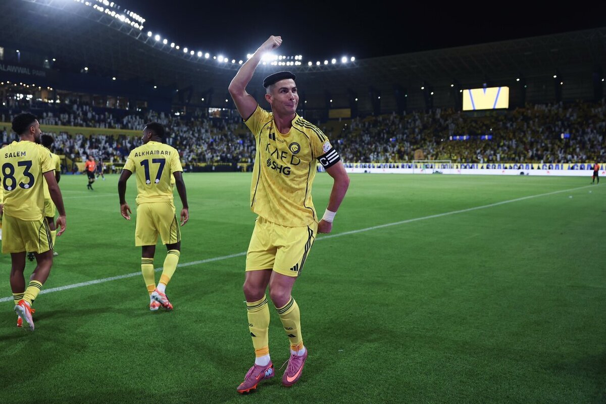 درآمد نجومی رونالدو در عربستان / کریستیانو پردرآمدترین ورزشکار جهان شد