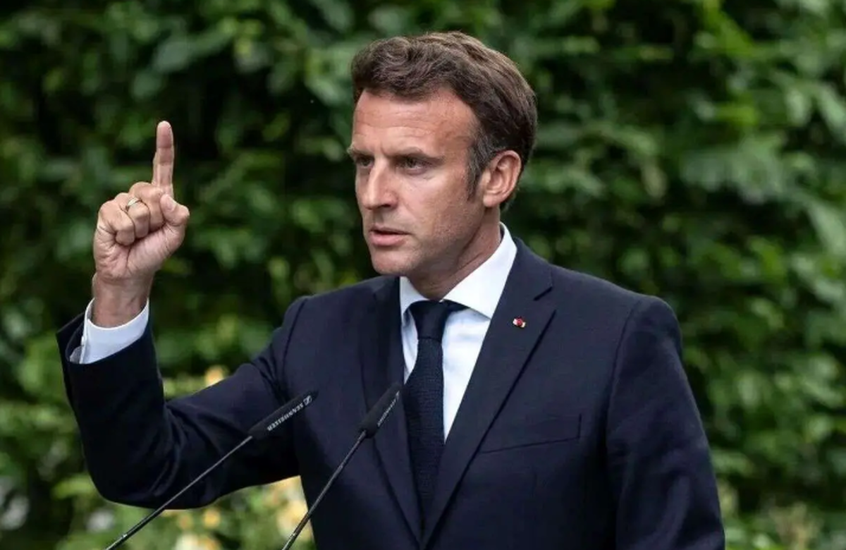 هشدار ماکرون به ترامپ/ اگر تعرفه بزنید، درب اروپا را به روی شما می‌بندم!