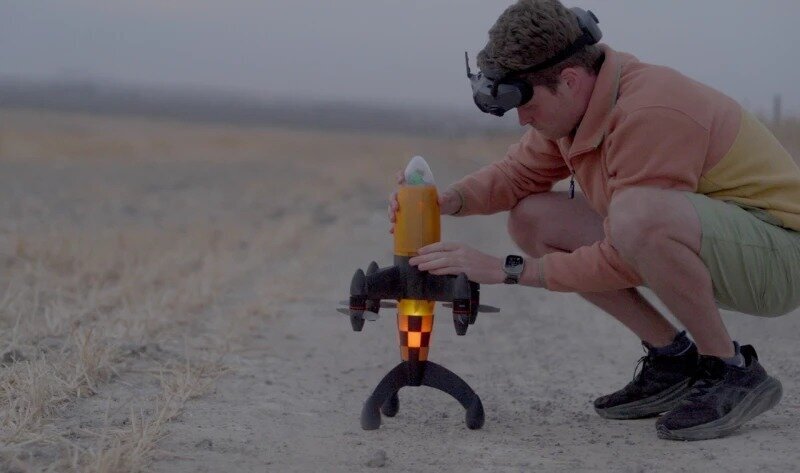 ساخت سریعترین پهپاد جهان توسط یک پدر و پسر + تصاویر ساخت سریعترین پهپاد جهان توسط یک پدر و پسر + تصاویر