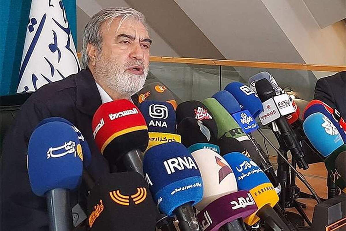 چه کسی مسئول تصمیم‌گیری درمورد وصل شدن اینترنت است؟