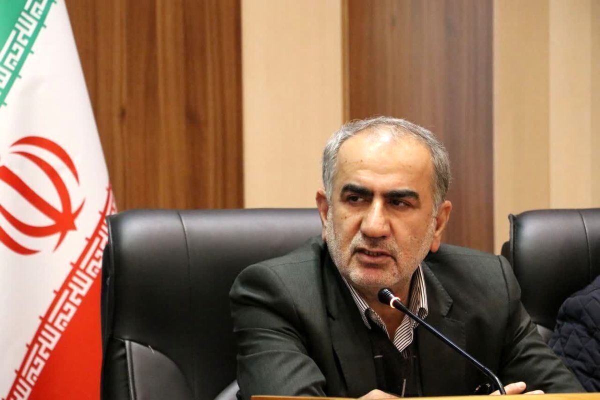 قادری: تورم ۳ هزار درصدی واقعیت ندارد