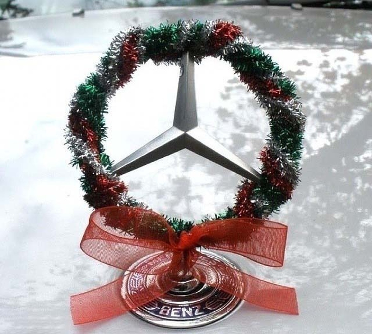 تبلیغات خلاقانه مرسدس بنز در کریسمس