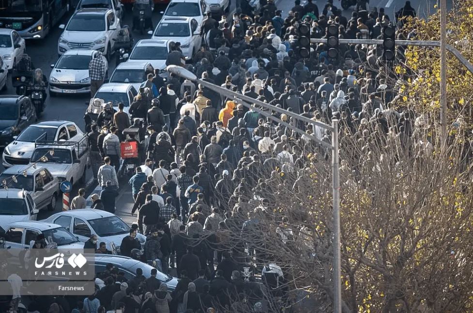 گزارش تصویری از اعتراضات و تجمع امروز در تهران