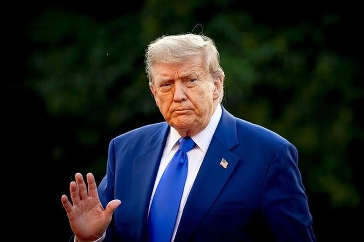 اتفاق شوکه‌کننده در آسمان آمریکا / هواپیمای ترامپ بین راه بازگشت