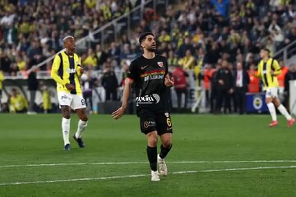 لژیونر استقلالی به سپاهان نزدیک شد