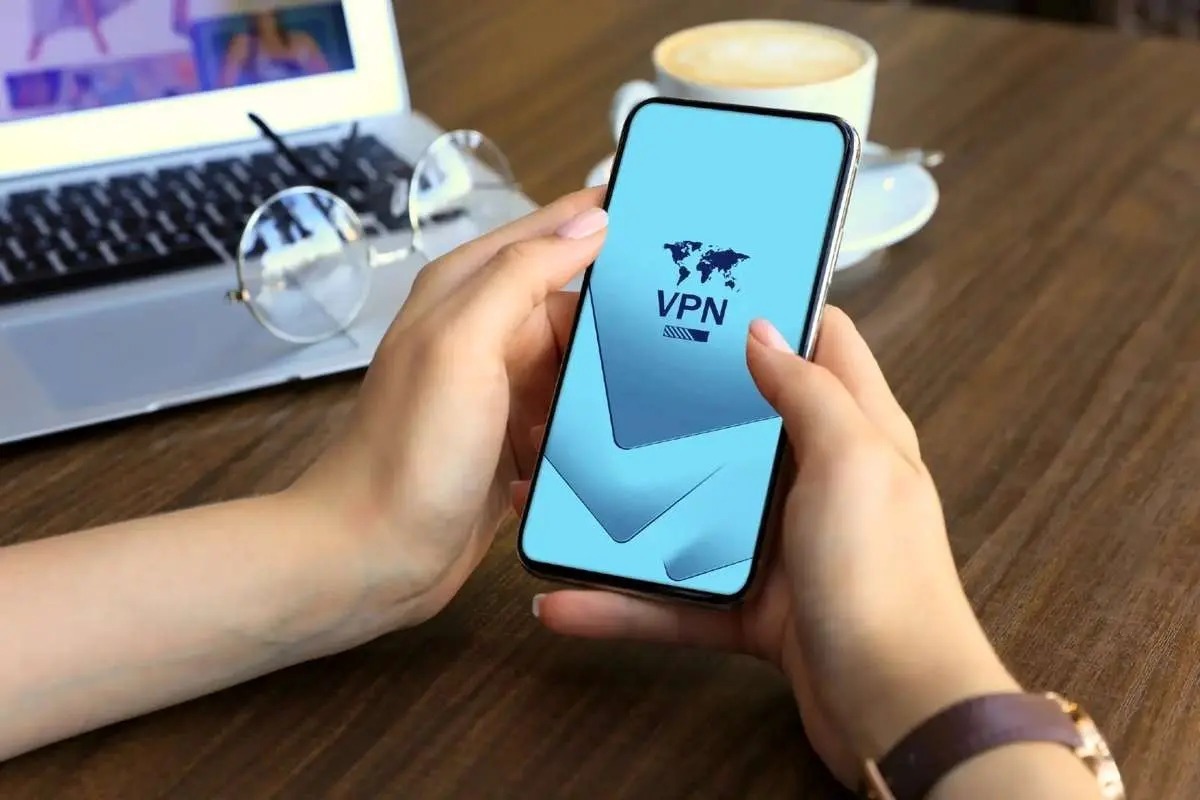 رونق بازار سیاه VPN در روزهای اختلال اینترنت / کاربران میان قطعی و هزینه گیر افتاده‌اند