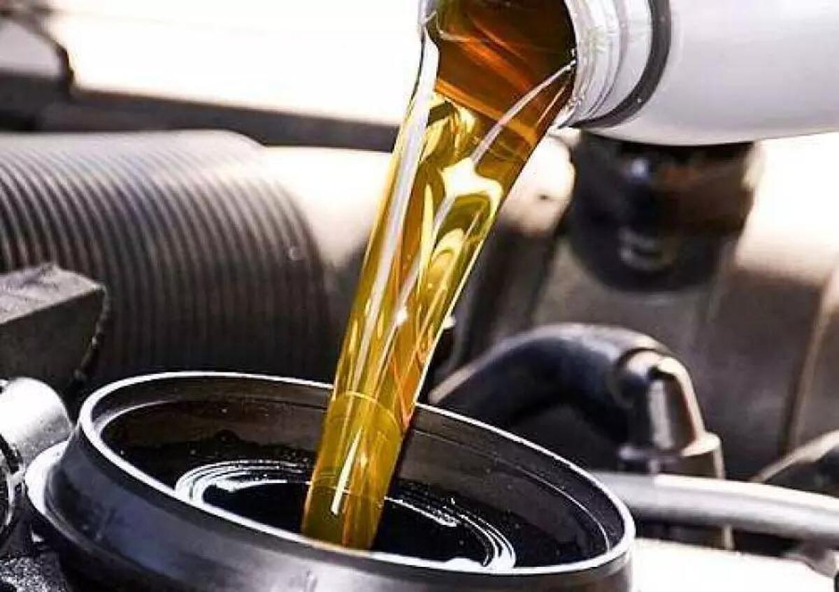 شوک قیمتی جدید در بازار / روغن موتور کم‌یاب و گران شد