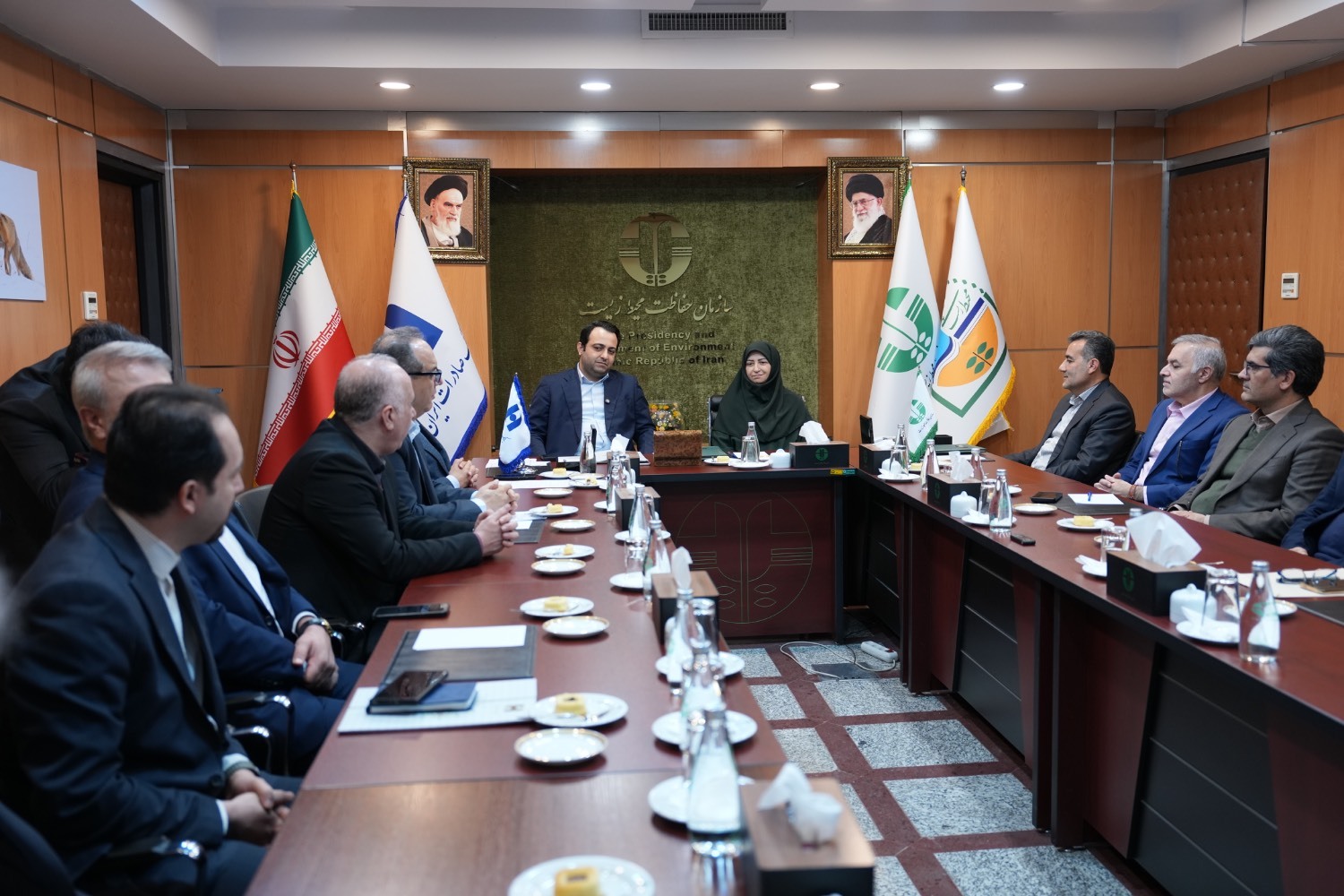 محسن سیفی: صیانت از دارایی نسل آینده اهمیت ویژهای برای بانک صادرات ایران دارد / شینا انصاری: توسعه همکاری با بانک صادرات ایران الگوی بدیع برای پاسخ به نیازهای محیط زیست کشور خواهد بود محسن سیفی: صیانت از دارایی نسل آینده اهمیت ویژهای برای بانک صادرات ایران دارد / شینا انصاری: توسعه همکاری با بانک صادرات ایران الگوی بدیع برای پاسخ به نیازهای محیط زیست کشور خواهد بود