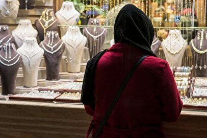 پیش‌بینی قیمت طلا فردا دوشنبه ۱۳ بهمن ۱۴۰۴ / اخبار مذاکرات قیمت طلا را به ۱۶ میلیون می‌رساند؟