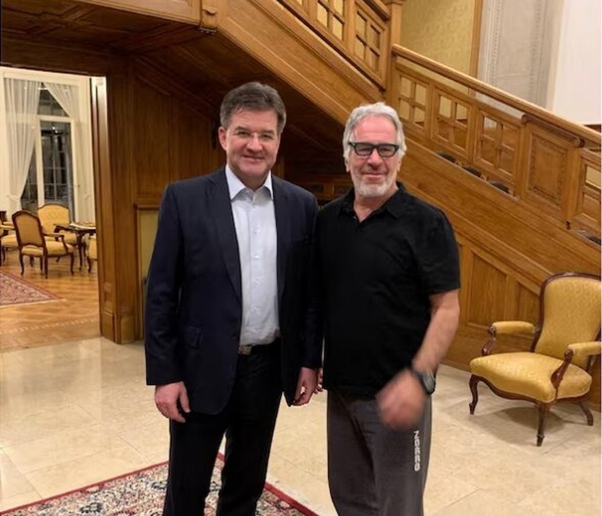 استعفای مشاور امنیت ملی یک کشور / پرونده اپستین جنجالی شد