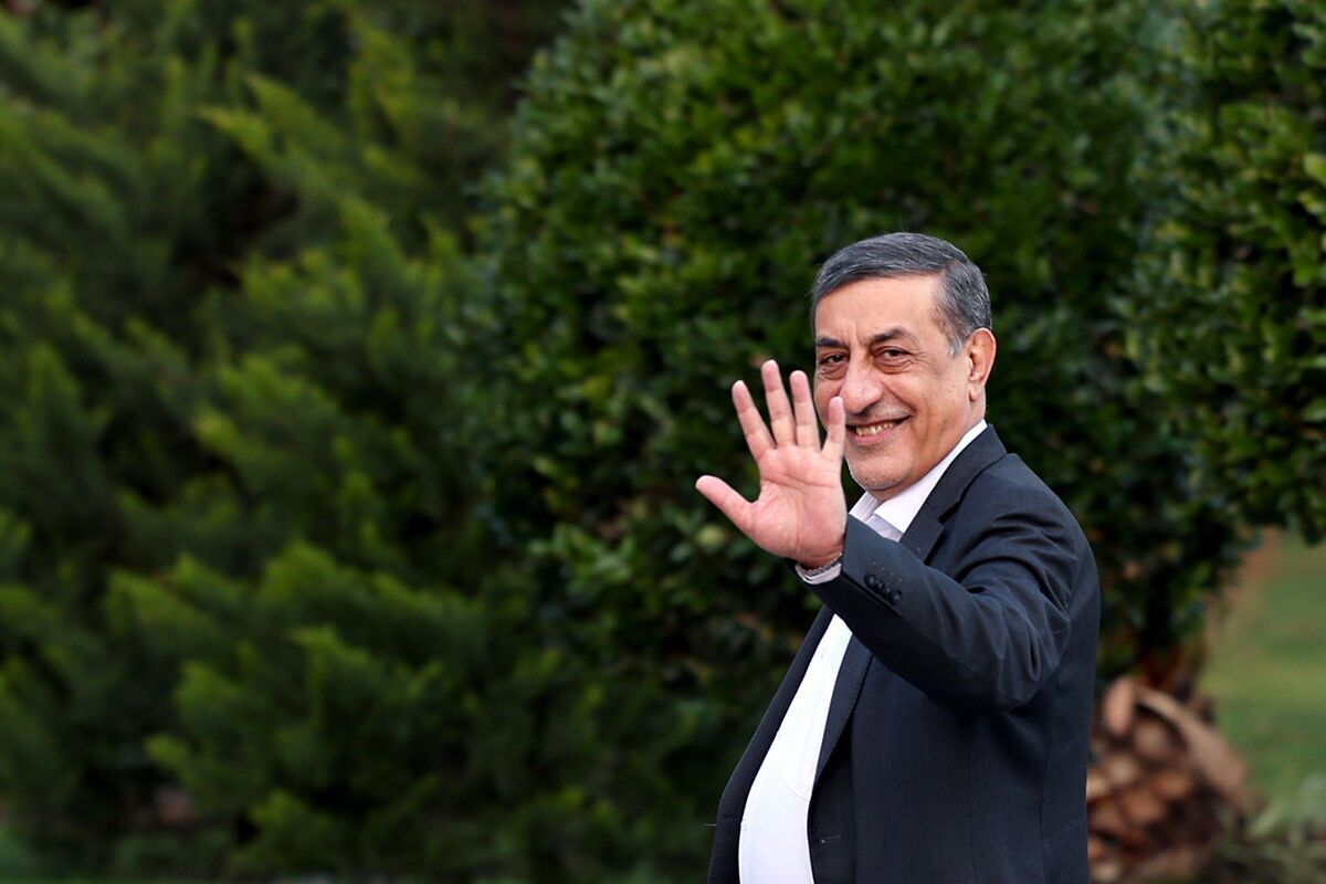 واکنش معاون پزشکیان به مذاکره با آمریکا / هر صلحی به منزله تسلیم نیست