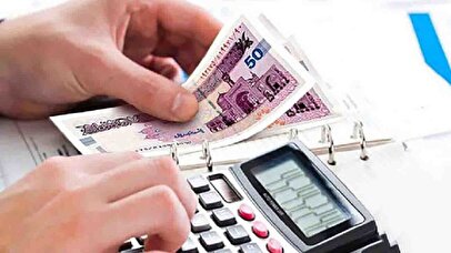 جدال بر سر اعداد بودجه / حقوق‌ها در سال آینده چقدر افزایش می‌یابند؟