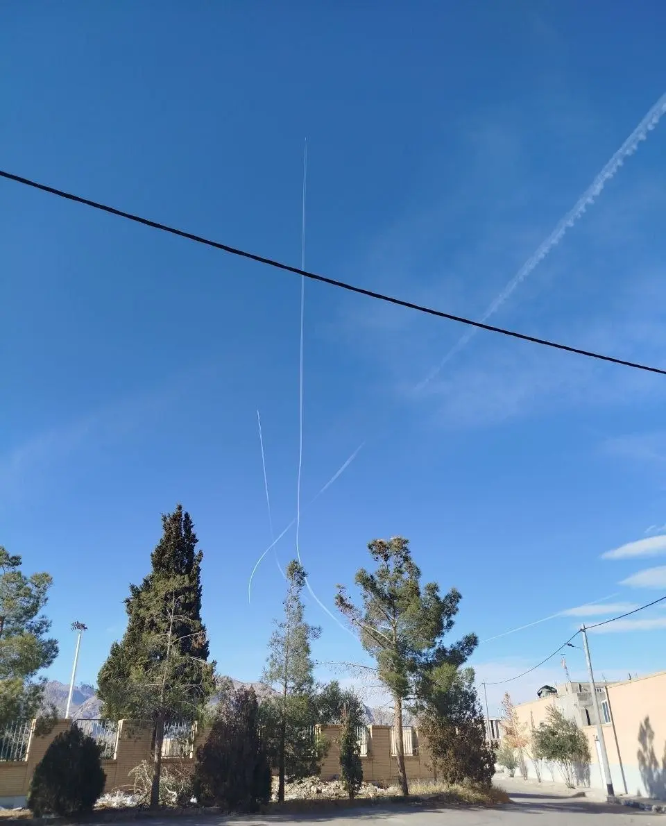 تصاویر رسانه‌های خارجی از آسمان هم‌اکنون ایران