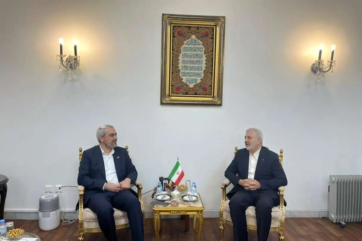 وزیر اقتصاد وارد عربستان شد