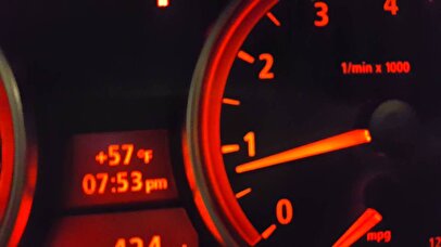 علت نوسان دور موتور خودرو چیست؟