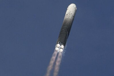 شوک بزرگ در آسمان / موشک قاره‌پیما در آسمان خاورمیانه مشاهده شد