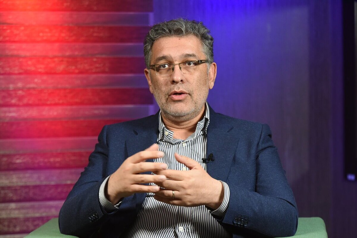 حضور ناوگان آمریکا در منطقه برای مصالحه ایران زیر فشار است/ در آمریکا برای اقدام علیه ایران اجماع وجود دارد