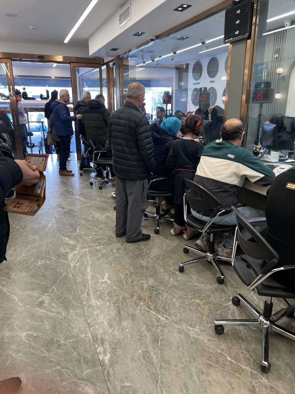 دلار تمام شد