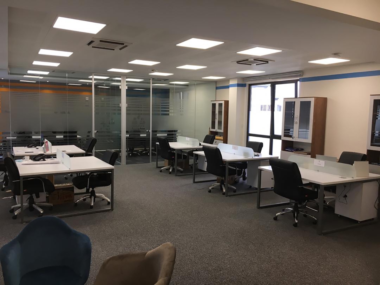 میز کار گروهی