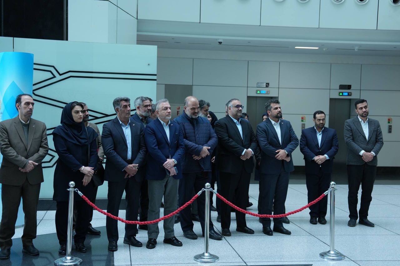 عرضه اولیه «ثپهران» توسط بانک صادرات ایران؛ تخصیص ۸۶۶ سهم به بیش از ۱.۲ میلیون کد معاملاتی عرضه اولیه «ثپهران» توسط بانک صادرات ایران؛ تخصیص ۸۶۶ سهم به بیش از ۱.۲ میلیون کد معاملاتی