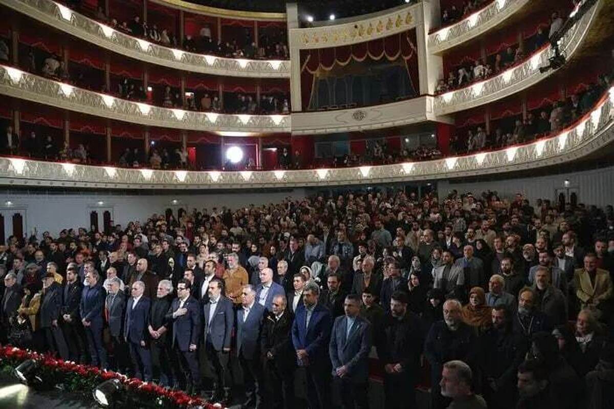 برگزیدگان جشنواره فیلم فجر مشخص شدند/ سیمرغ بهترین بازیگر زن و مرد به چه کسی رسید؟