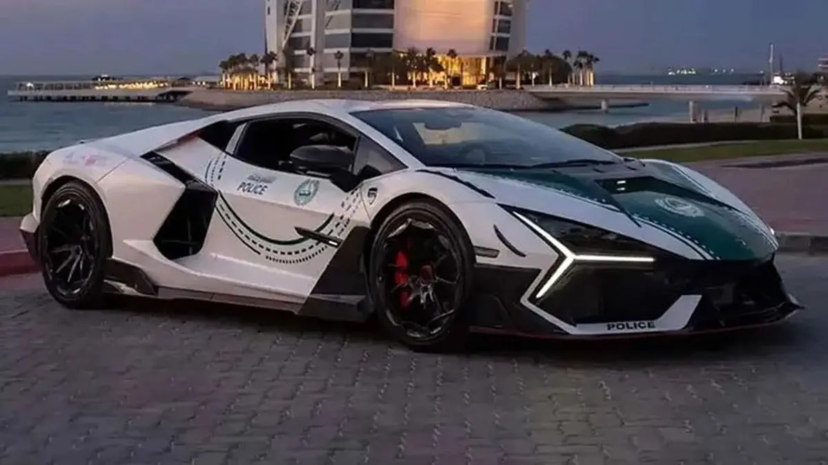 خودروی جدید پلیس دبی مردم را حیرت زده کرد