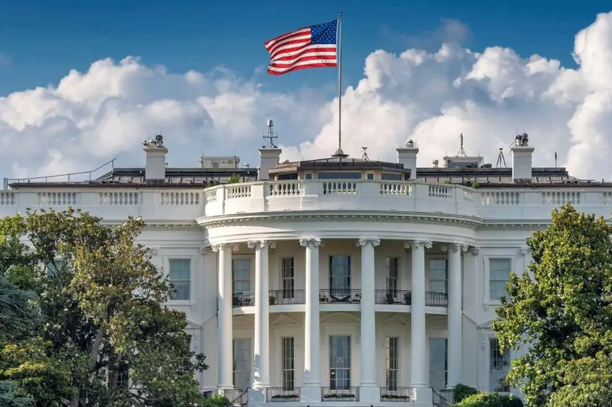 ولنتاین متفاوت کاخ سفید با یک پیام جنجالی + عکس