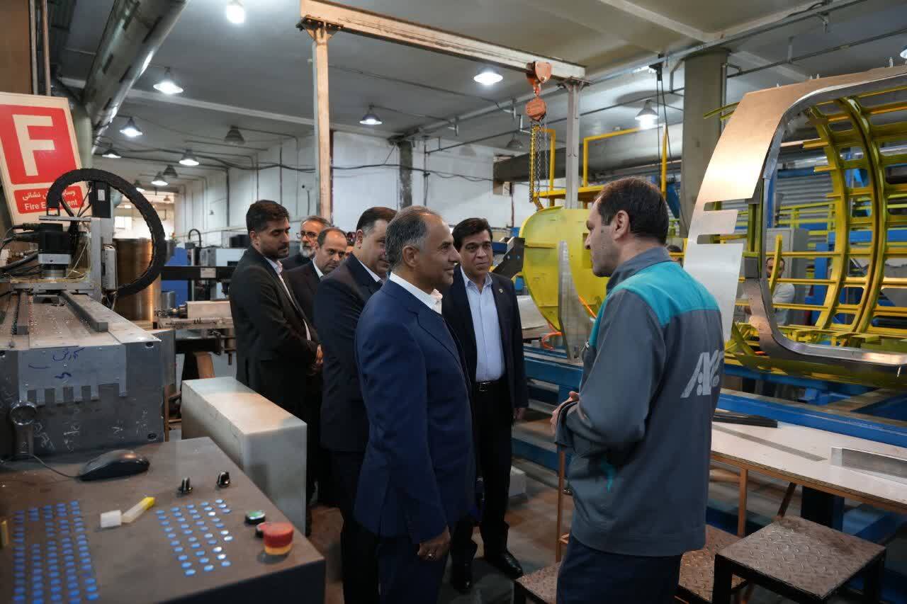 بازدید مدیرعامل بانک تجارت بهعنوان نماینده وزیر اقتصاد از پروژههای زیربنایی اصفهان بازدید مدیرعامل بانک تجارت بهعنوان نماینده وزیر اقتصاد از پروژههای زیربنایی اصفهان