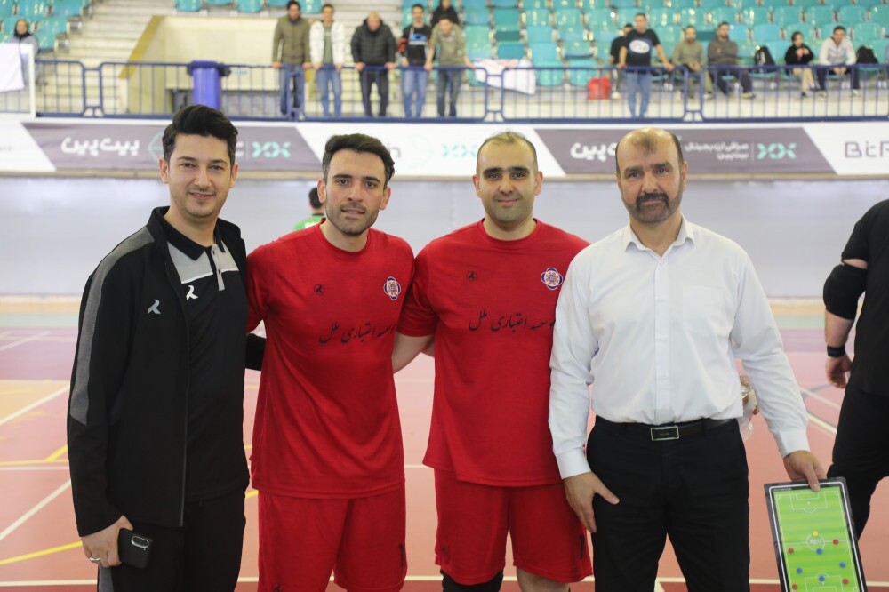 تیم فوتسال موسسه اعتباری ملل قهرمان شد تیم فوتسال موسسه اعتباری ملل قهرمان شد