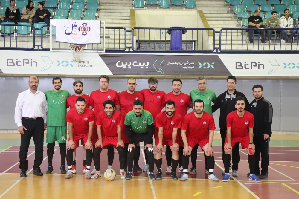 تیم فوتسال موسسه اعتباری ملل قهرمان شد تیم فوتسال موسسه اعتباری ملل قهرمان شد