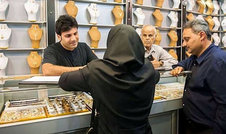 ریزش سنگین قیمت طلای ۱۸ عیار با سیگنال مثبت دور دوم مذاکرات / کاهش قیمت طلا از ۶ میلیون تومان عبور کرد!