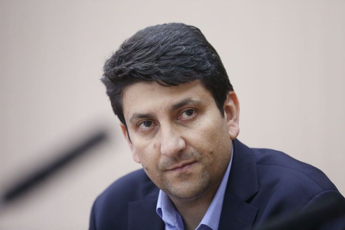 وعده بابک زنجانی برای ایجاد اینترنت آزاد در ایران / وزیر ارتباطات پاسخ داد