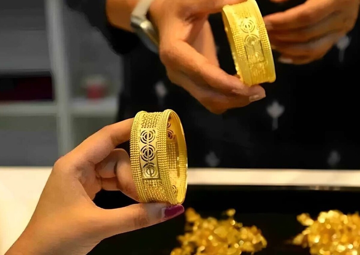 قیمت طلای ۱۸ عیار امروز دوشنبه ۲۷ بهمن ۱۴۰۴ / ریزش شدید قیمت‌ها آغاز شد + جدول