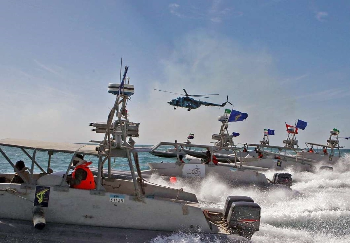 فوری / آغاز رزمایش بزرگ سپاه در تنگه هرمز در مقابل ناو‌های آمریکایی