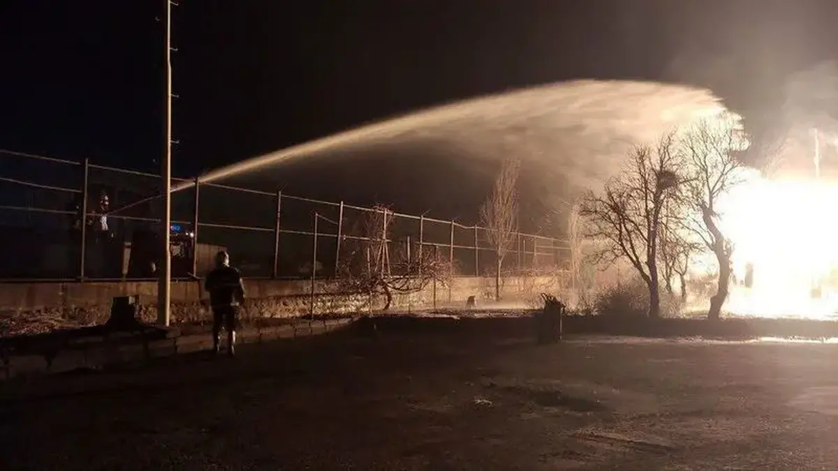 اولین تصاویر از آتش سوزی مهیب در پالایشگاه تبریز+ فیلم