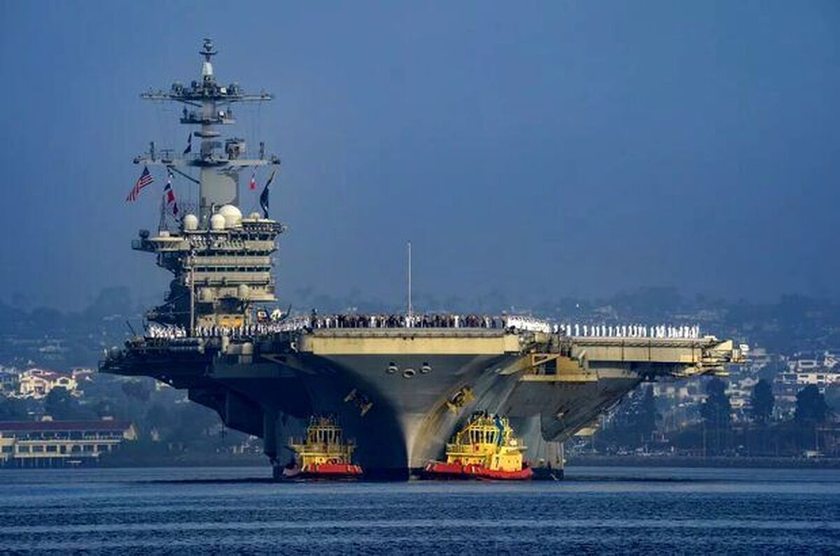 افسر نیروی دریایی آمریکا: ایران ناو آبراهام لینکلن را منهدم می کند