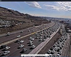 آخرین وضعیت راه‌های کشور/ ترافیک در برخی از محورهای منتهی به تهران