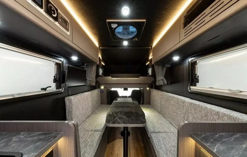 معرفی Dune Rover / وانت ژاپنی به اقامتگاه سیار تبدیل شد