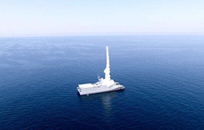 فوری / انهدام یک شناور در تنگه هرمز توسط سپاه