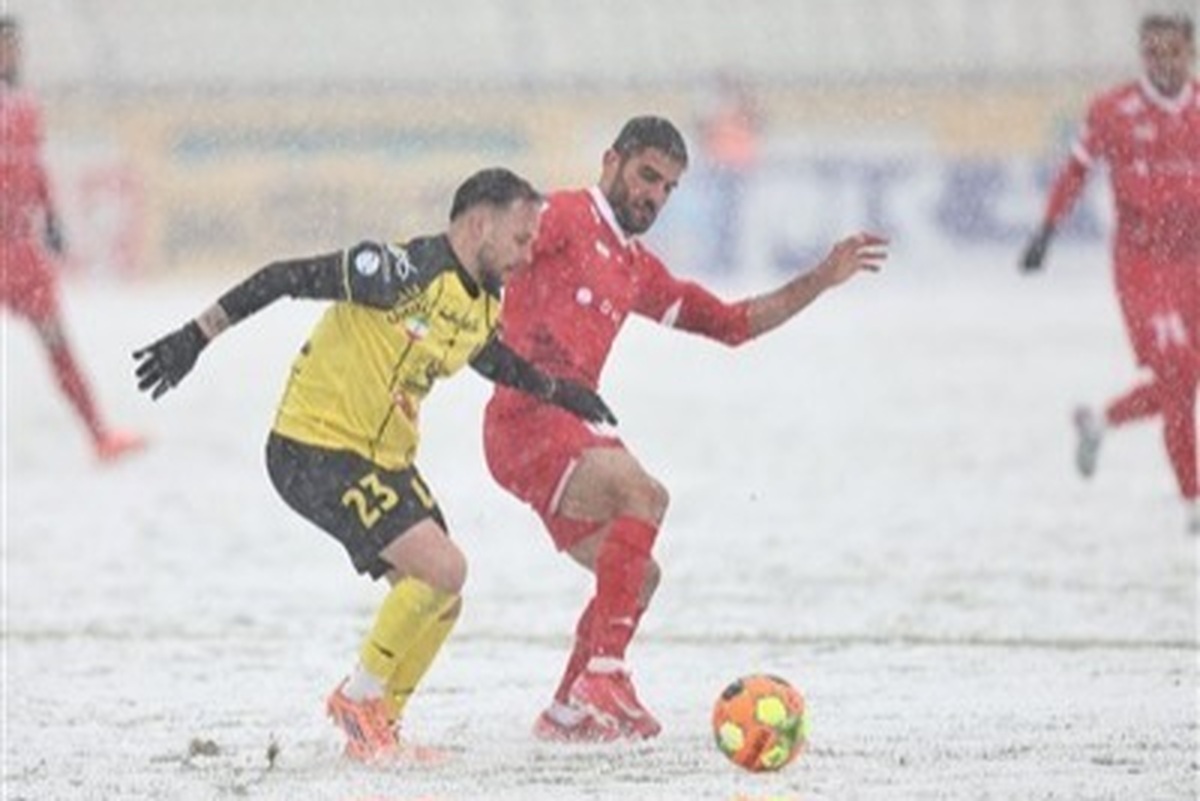 آسمان لیگ برتر سرخ شد