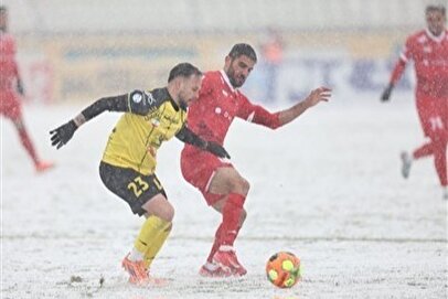 آسمان لیگ برتر سرخ شد