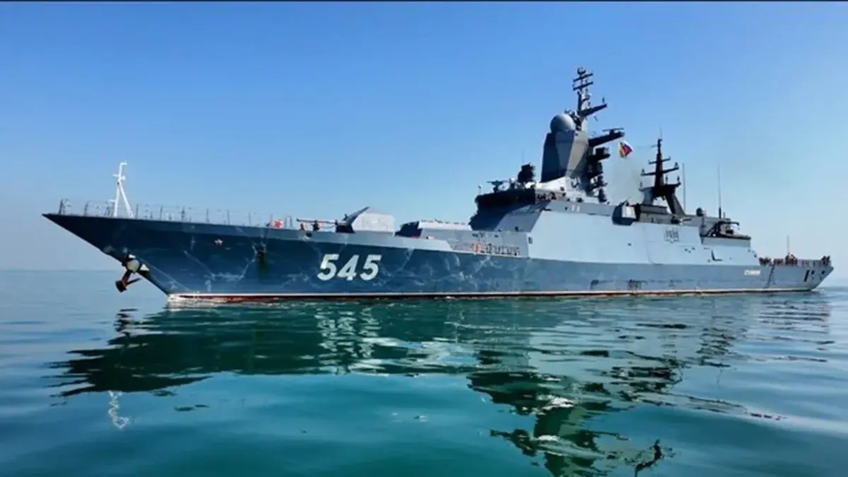 فوری / خروج ناو استویسکی از ایران پس از رزمایش ایران و روسیه